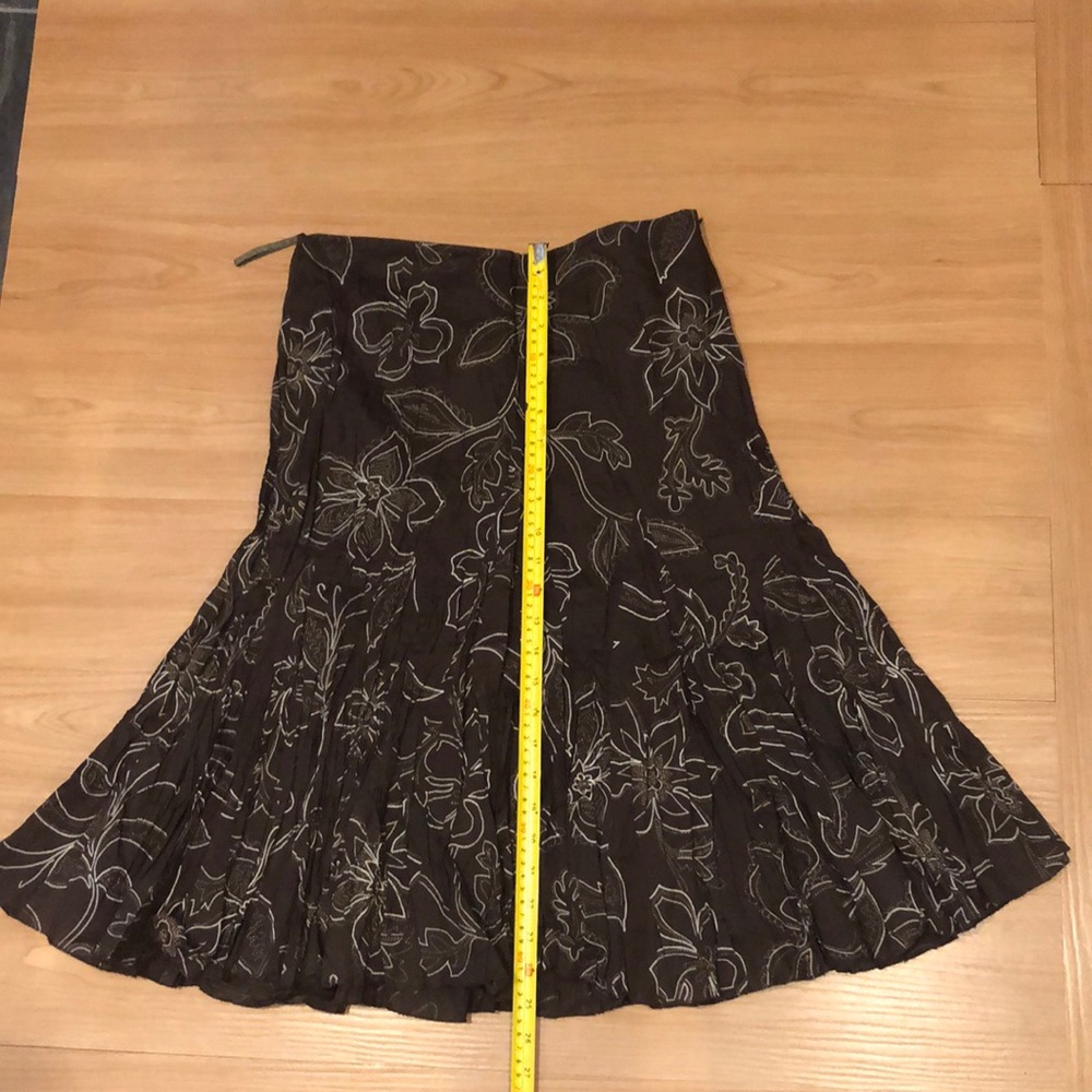 Modest A-Line brown midi skirt, crinkled optics, size EU38/UK8, sOliver Collect.